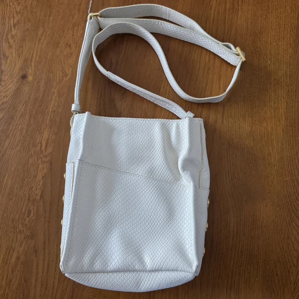 Hammitt DAVIS Small White Embossed Snake Skin Brushed Gold Crossbody Bag Purse - Picture 2 of 10